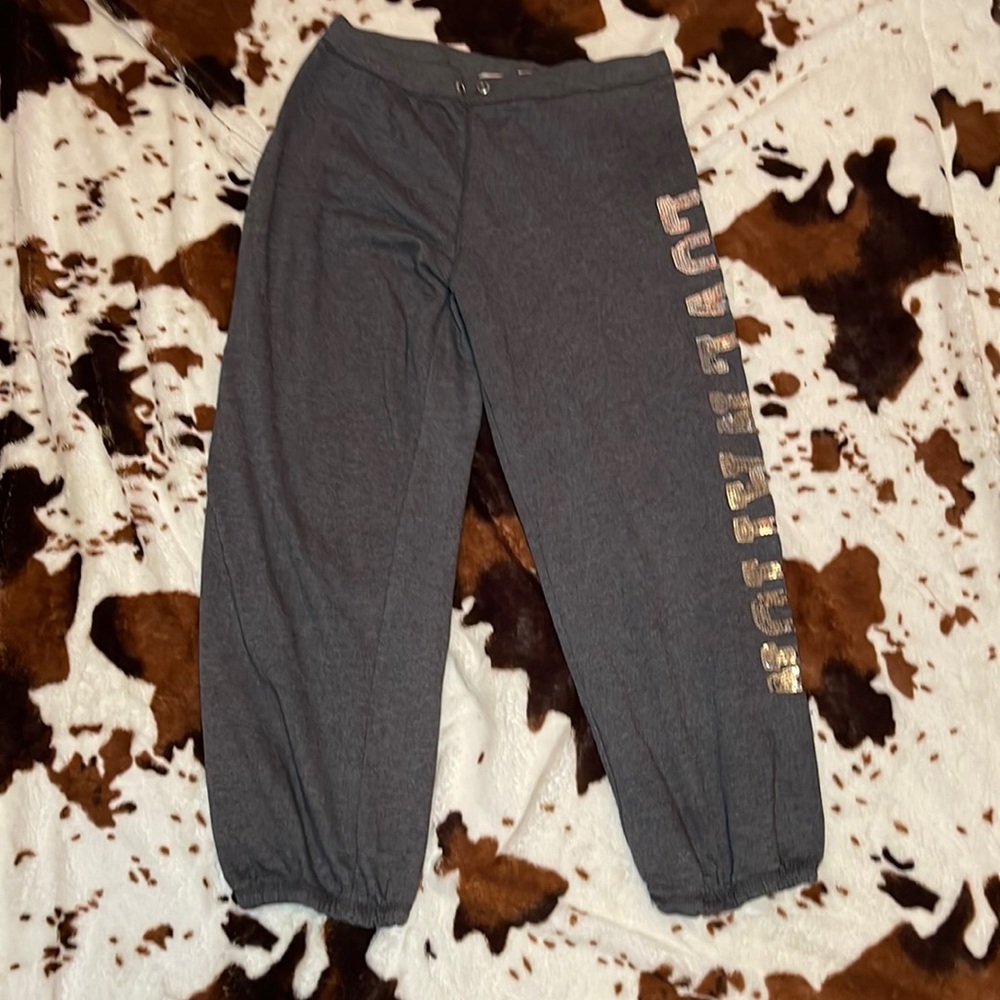 Love nation sweatpants